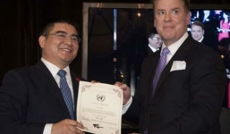 Bỏ trăm tỷ, đại tỷ phú mua danh...hụt